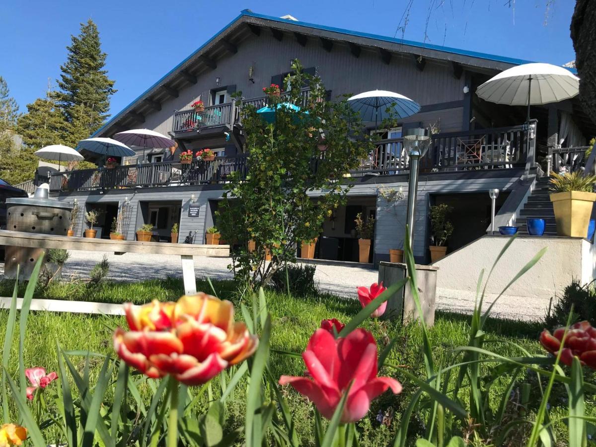 L'Alpen Roc Bed and Breakfast Caille Exteriör bild